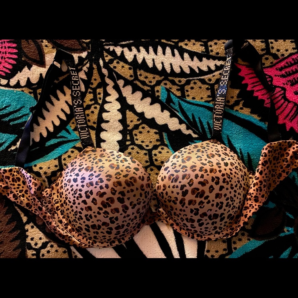Victoria Secret Shine Strap Cheetah Print Bra